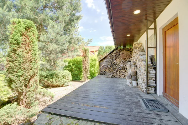 Back of single family house — Stock Photo, Image