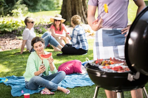 Barbecue in the park — Stock Photo, Image