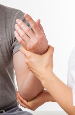 Dirsek yaralanma sonra egzersiz