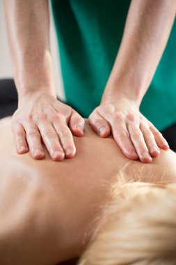 arka seferberlik yapıyor fizyoterapist