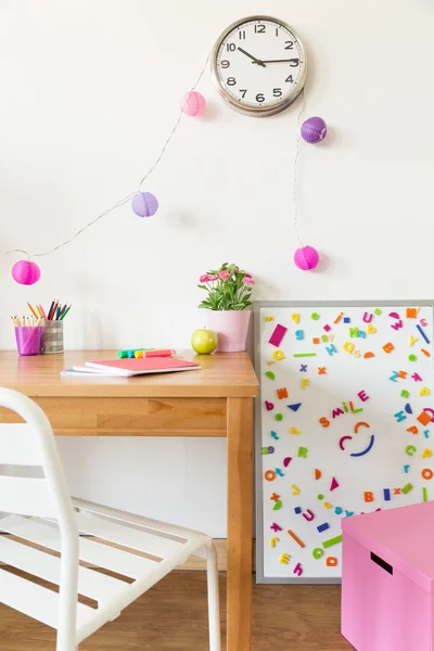 Красочная детская комната — стоковое фото