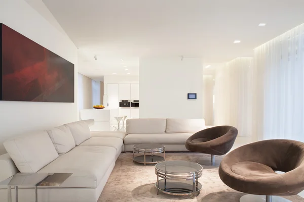 Béžová luxusní obývací pokoj — Stock fotografie