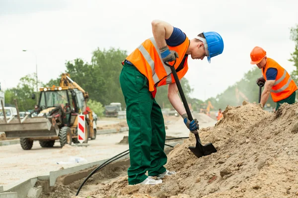 Trabalhando no canteiro de obras — Fotografia de Stock