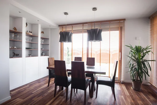 Parquet de madera en comedor — Foto de Stock