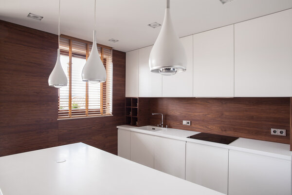 White worktop in bright kitchen 