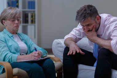 Terapist hastanın analizi, mühendislerimizin sorunu 