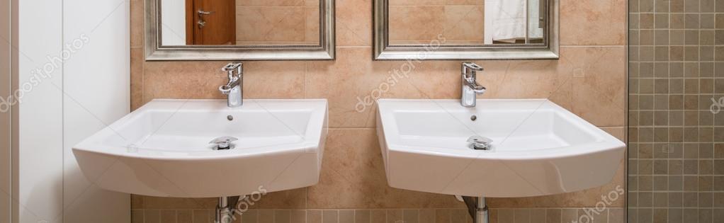 Modern fürdÅszoba, mosdók — stock fotó © photographee.eu #79422160