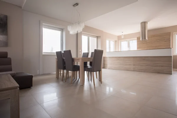 Woonkamer met open haard en contrast muren — stockfoto © iriana88w ... Openhaard fireplaces woonkamer
