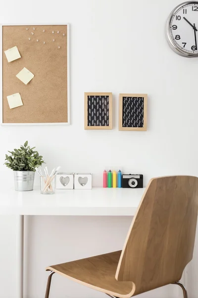 Espaço de trabalho criativo moderno — Fotografia de Stock