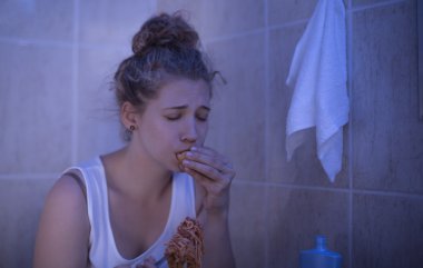 Onun sorunu utanç bulimik