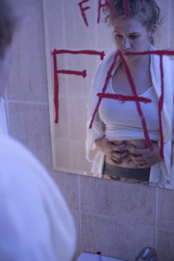 Kadın vücudu nefret