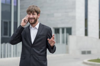 Rahat konuşmak yere belgili tanımlık telefon