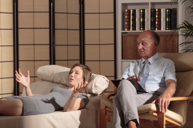 Psikoterapist ile istişare kadın