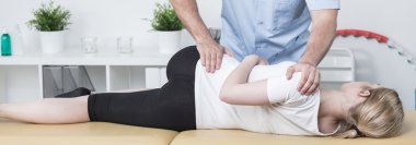 Chiropractic muayene hasta