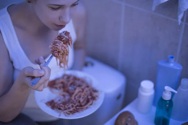 Bulimic with sense of guilt — Stock Photo, Image