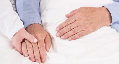 Hasta adam hakkında bakım