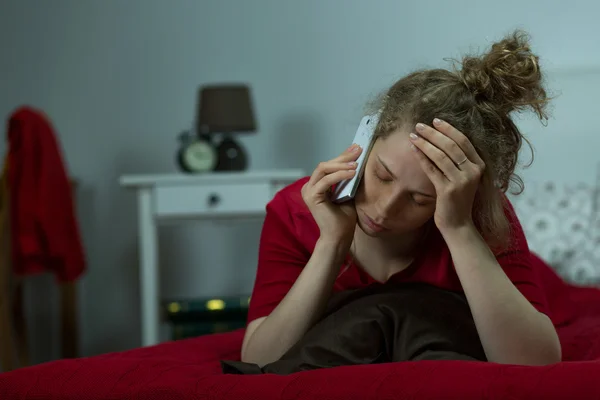 Despair woman talking with friend — Stock Photo, Image