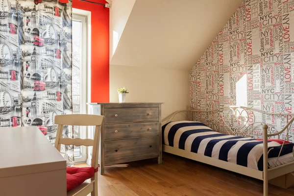 Tiener slaapkamer in retro stijl — Stockfoto