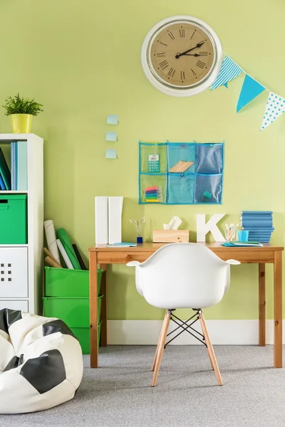 Sala de estudo verde — Fotografia de Stock