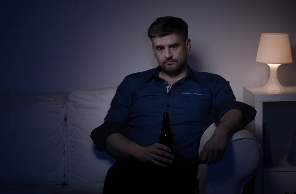 Wretched man with beer — Stock Photo, Image