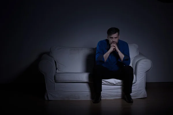 Man mentally distraught after funeral — Stock Photo, Image