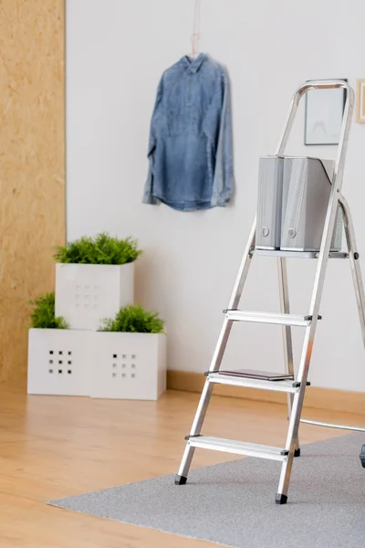 Ladder standing in atelier — Stock Photo, Image