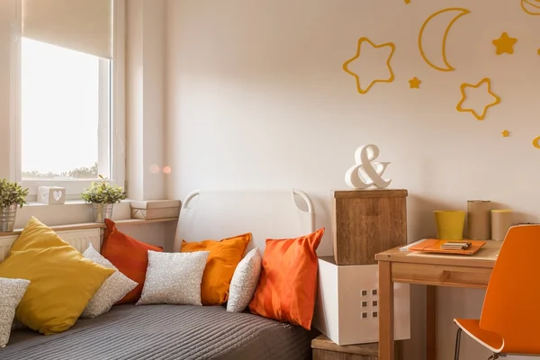 Cozy bedroom for little girl — Stock Photo, Image