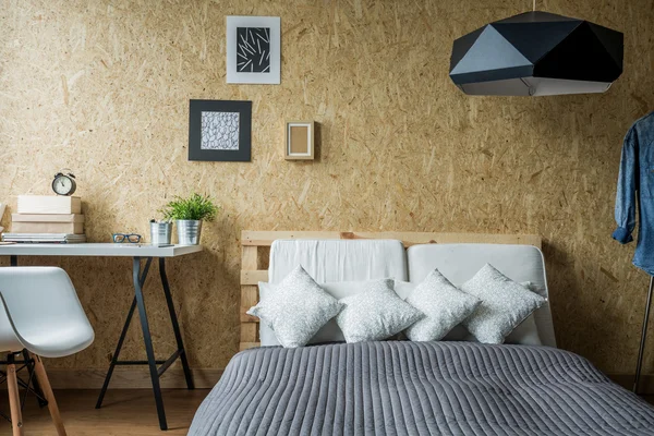 Paleta postel v moderním interiéru — Stock fotografie