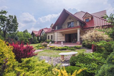 Teraslı şık villa