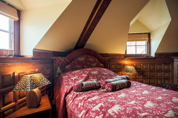 Colonial style bedroom interior — Stock Photo, Image