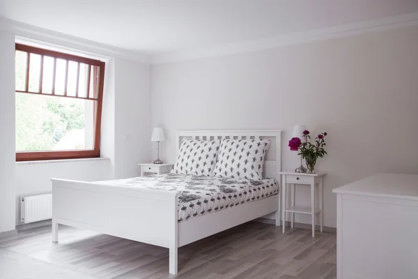 Sypialnia w stylu romantycznym — Zdjęcie stockowe