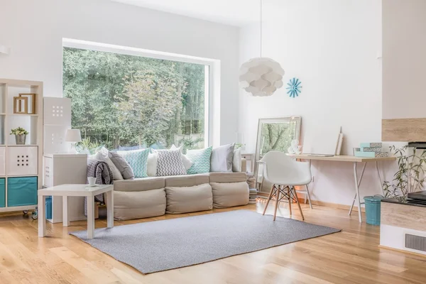 Living room and big window — Stock Photo, Image