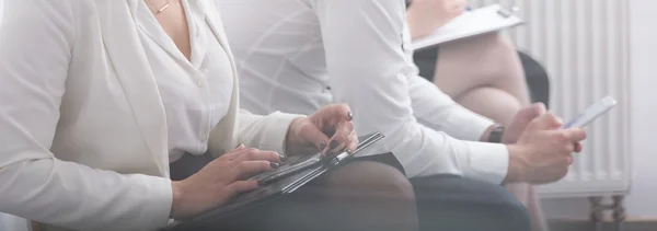 Empresários durante o curso de formação especializada — Fotografia de Stock