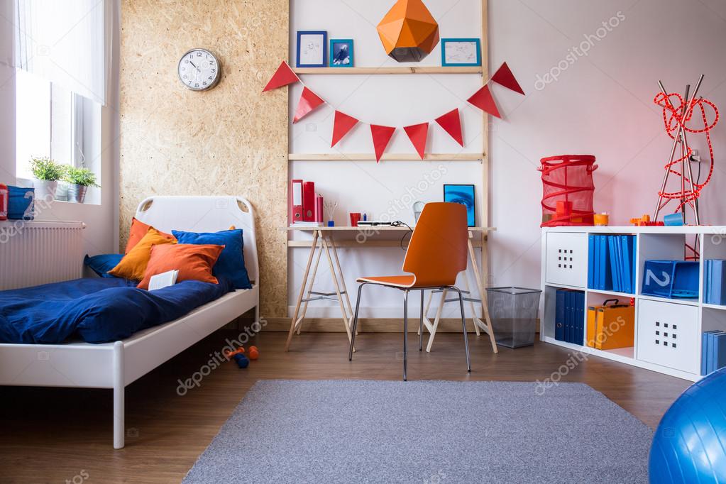 Moderne tiener jongen slaapkamer — Stockfoto © photographee.eu #88105958 Moderne tiener jongen slaapkamer — Stockfoto © photographee.eu #88105958