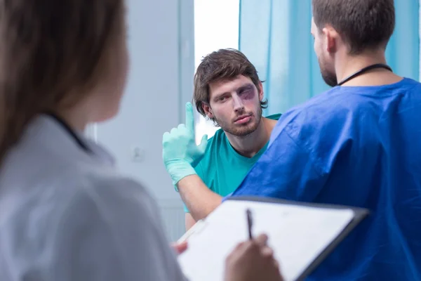 Patient masculin en salle d'opération — Photo