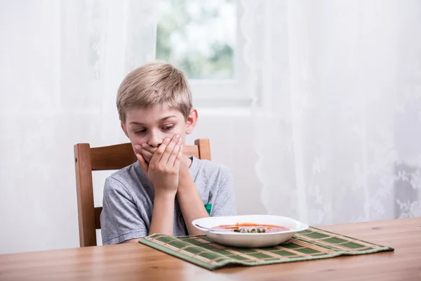 Boy doesn't want to eat — Stock Photo, Image