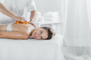 Sağlık merkezinde hoş Masaj