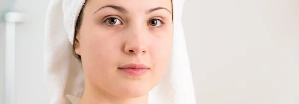 Girl after shower — Stock Photo, Image