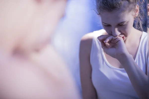 Sick teenage girl — Stock Photo, Image