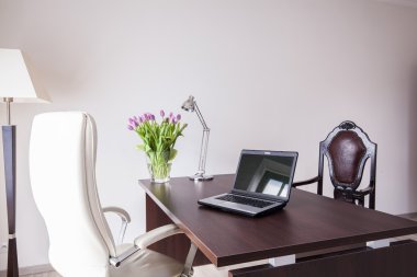 Modern ve zarif ofis