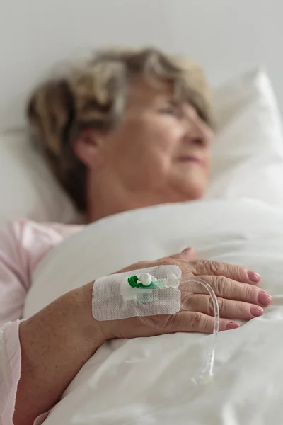 Mulher durante o tratamento médico — Fotografia de Stock