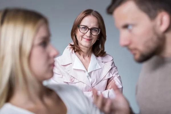 Schlechte Schwiegermutter — Stockfoto