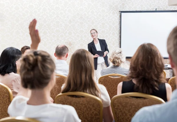 Interessante Frage aufgeworfen — Stockfoto