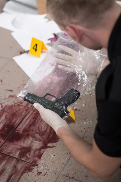 Güvenli tabanca seyir 