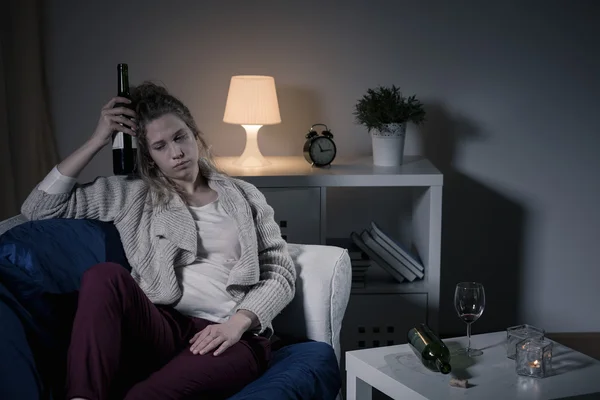 Drunk and alone — Stock Photo, Image