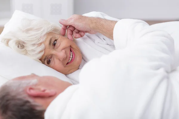 Reife Frau in der Liebe — Stockfoto