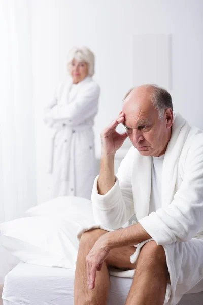 Husband having conflict with wife — Stock Photo, Image