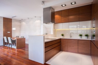 Ahşap modern mutfak 