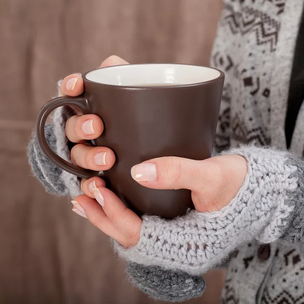 Woman with hot chocolate — Stock Photo, Image