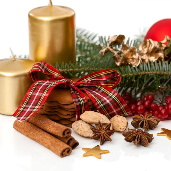 Candles, spruce and christmas spices — Stock Photo, Image